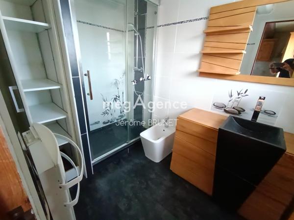 Maison à CHARRON, 17230 - 5 pièces 137m²