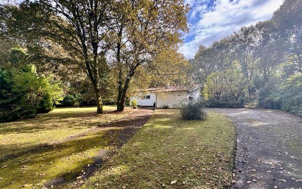 Maison à vendre    4 pièces •  Yzosse