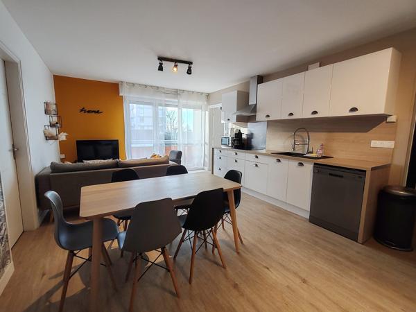COLOCATION MENEZ PAUL-LA2384