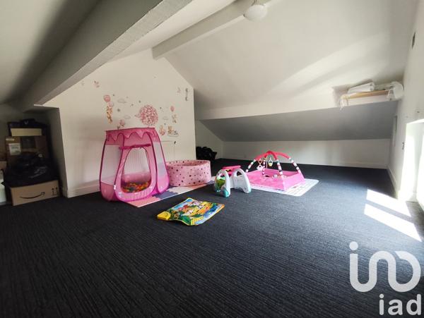Maison 4 pièces de 64 m² à Stains (93240)