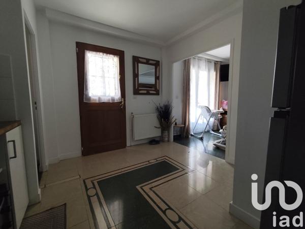 Maison 4 pièces de 64 m² à Stains (93240)