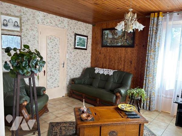 Maison a Vendre à LANGOLEN, en Finistère Sud (29), en EXCLUSIVITE, Maison Traditionnelle d'habi...