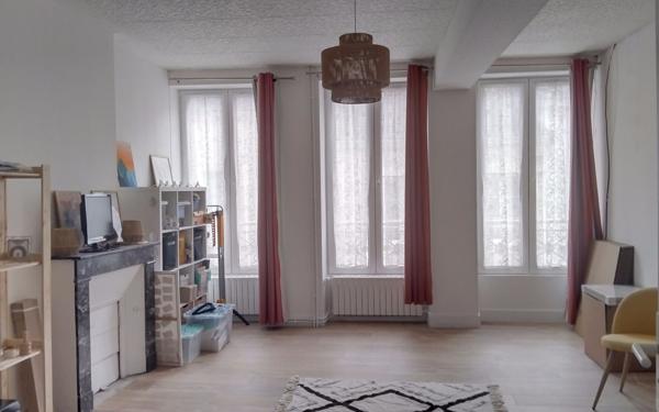 Maison à vendre    3 pièces •  Mamers