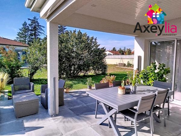 Renaison (42370) A VENDRE - RENAISON - MAISON PLAIN PIED ANNEE 2018 AVEC PISCINE