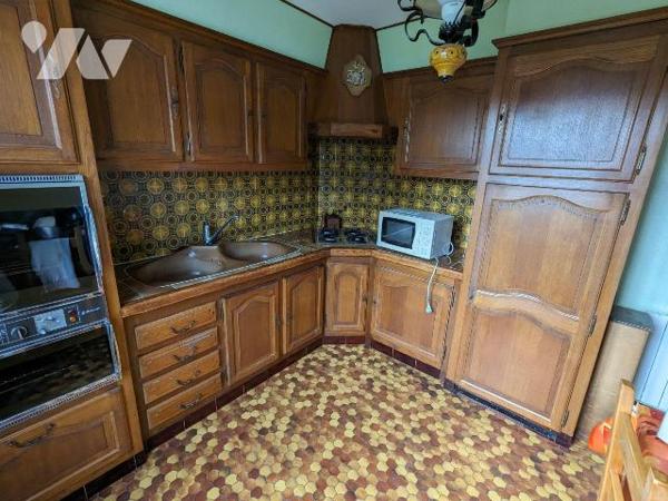 Maison à Vendre à Champhol (28300) en Eure-et-Loir (28)

Charmant pavillon d'environ 90 m2 of...