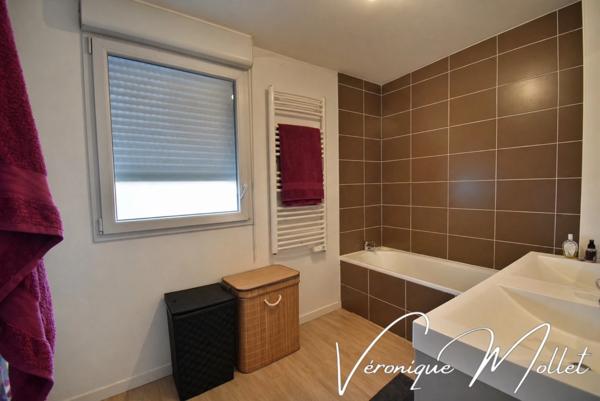 LORMONT - APPARTEMENT EN DUPLEX - 2 TERRASSES - 3 CHAMBRES - GARAGE