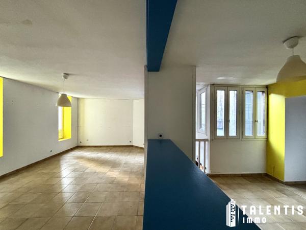 NANTES, PLACE DU CIRQUE | LOCAL COMMERCIAL (47.15m²) +2 PIECES (54.84m²)