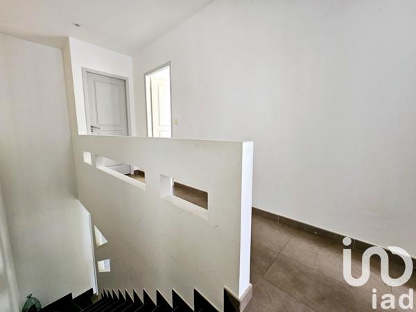 Maison 4 pièces de 120 m² à Alénya (66200)