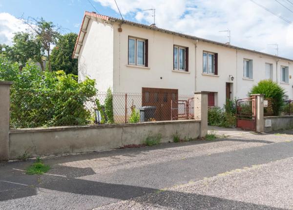 Vente                                                      Maison
                        
                     4 pièces                      93 m2                     à Clermont-Ferrand