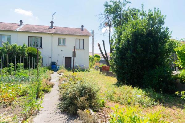 Vente                                                      Maison
                        
                     4 pièces                      93 m2                     à Clermont-Ferrand