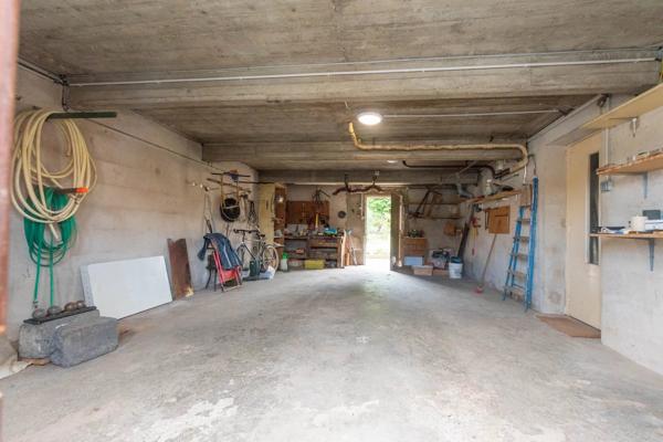 Vente                                                      Maison
                        
                     4 pièces                      93 m2                     à Clermont-Ferrand