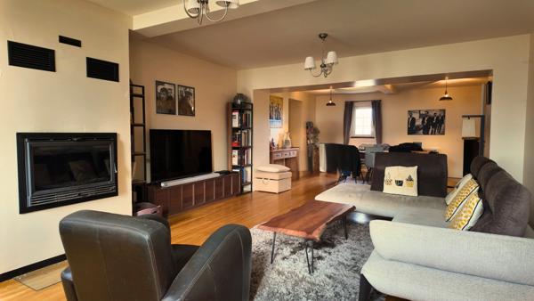 Maison 7 pièces de 225m² sur 2011m² de terrain