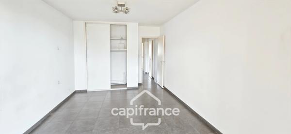 Appartement à vendre 3 pièces CUERS (83)