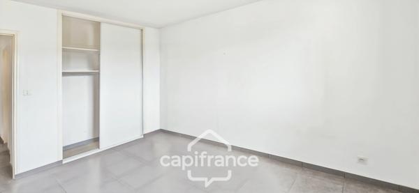 Appartement à vendre 3 pièces CUERS (83)