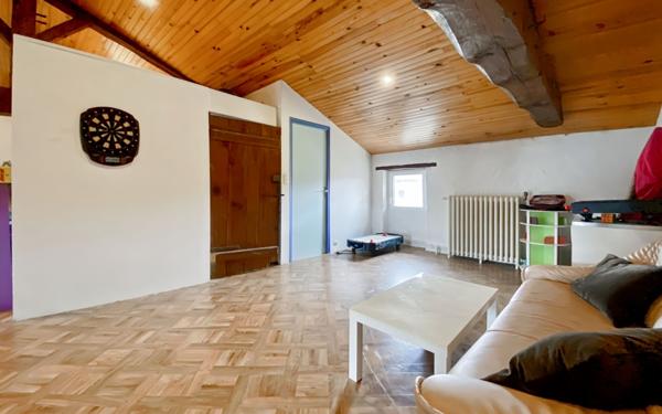 Maison à vendre    5 pièces •  Mont-de-Marsan