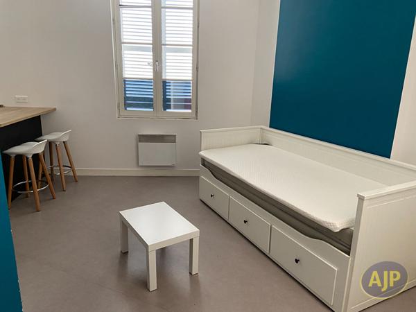 Location appartement Saintes : 490 € - AJP Immobilier Saintes