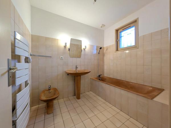 Maison 118 m² – 3 chambres – Grand terrain – Centre de Chauffailles 71