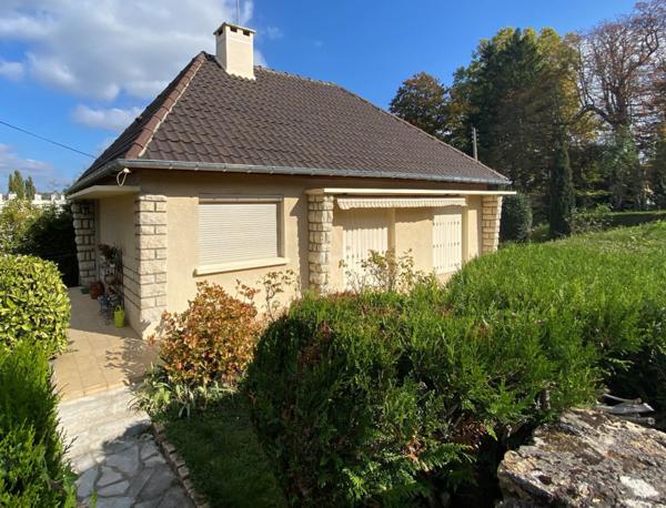 BRUNOY - MAISON AVEC JARDIN ET DOUBLE PARKING- idéalement placée.