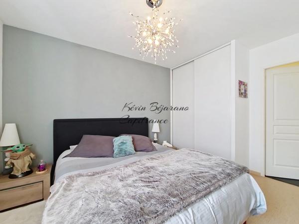 Appartement 3 pièces en rez-de-jardin avec garage double – Saint-Julien-en-Genevois