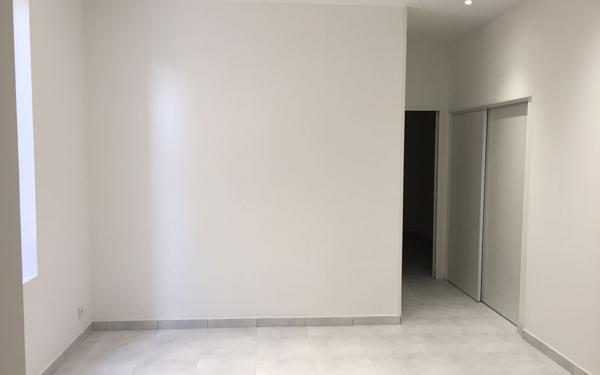 Appartement à vendre    2 pièces • 46 m2 La Seyne-sur-Mer