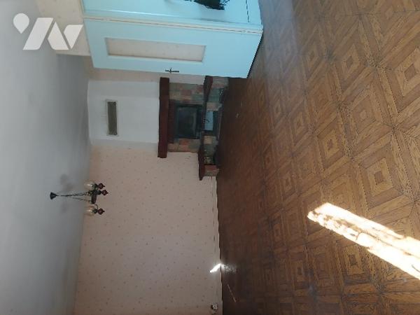 UN PAVILLON D'HABITATION