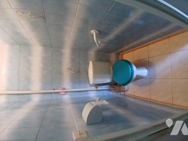 UN PAVILLON D'HABITATION