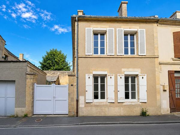 COURSEULLES SUR MER - proche centre ville et plage - appartement F2
