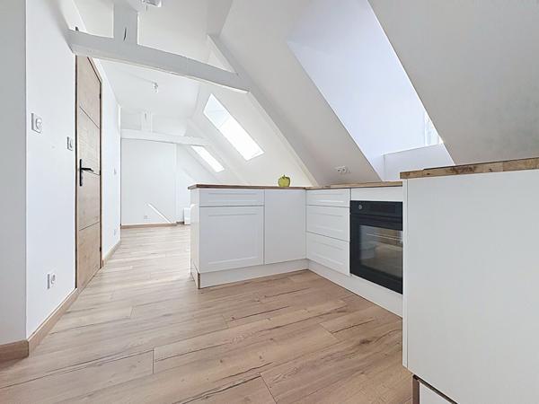 COURSEULLES SUR MER - proche centre ville et plage - appartement F2