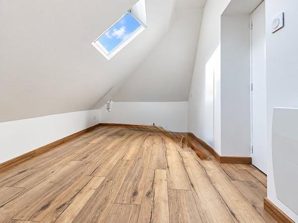 COURSEULLES SUR MER - proche centre ville et plage - appartement F2