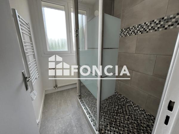 Location Appartement 4 pièces 62.66 m² - 57 RUE DES CRAS Besancon 25000