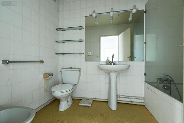 Appartement à rénover à vendre à Hendaye dans les Pyrénées-Atlantiques (64700), ref : 1000000