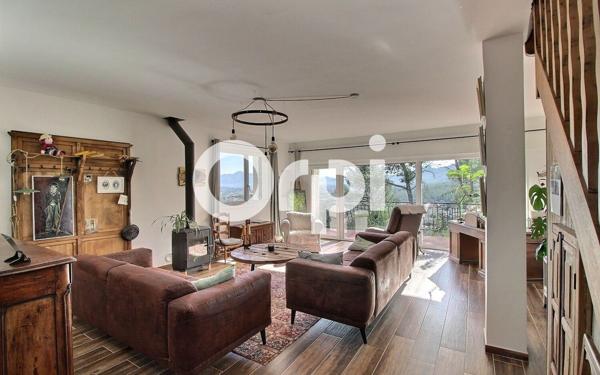 Maison à vendre    5 pièces • 162,96 m2 Marseille 11