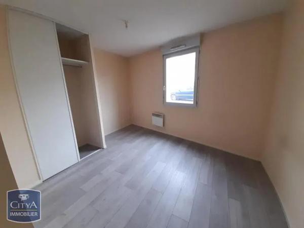 Appartement à louer 2 pièces 46.8m²