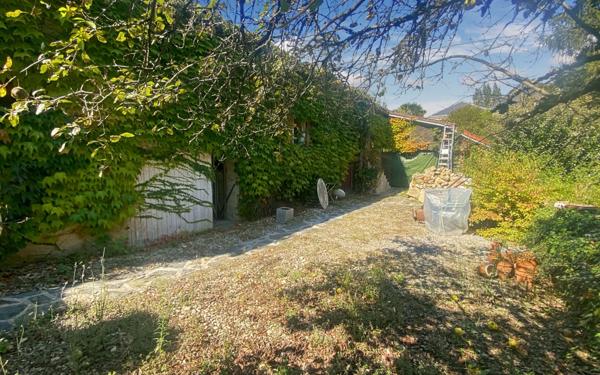 Maison à vendre    2 pièces •  Antonne-et-Trigonant