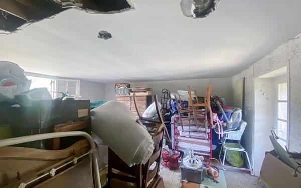 Maison à vendre    2 pièces •  Antonne-et-Trigonant