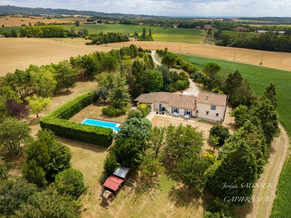 Propriete à vendre 6 pièces proche de REVEL (31)