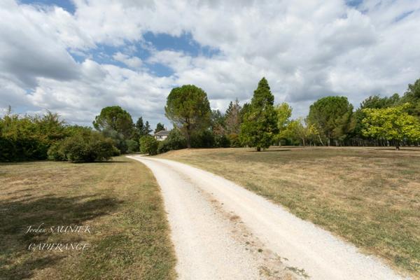 Propriete à vendre 6 pièces proche de REVEL (31)