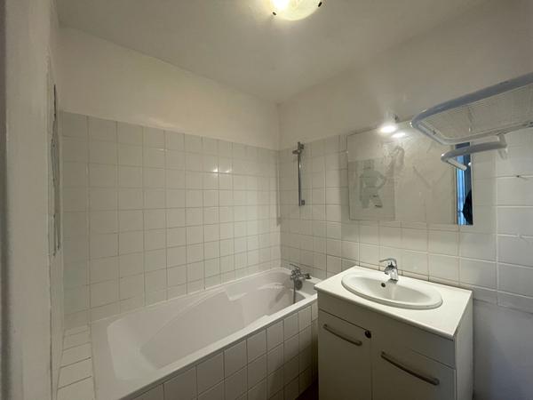 Appartement Fleury Les Aubrais 4 pièce(s) 86 m2