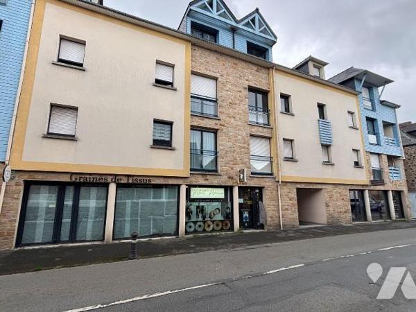 EXCLUSIVITÉ LAMBALLE CENTRE VILLE - MURS COMMERCIAUX
Au c?ur d'une ville commerçante, à proxim...