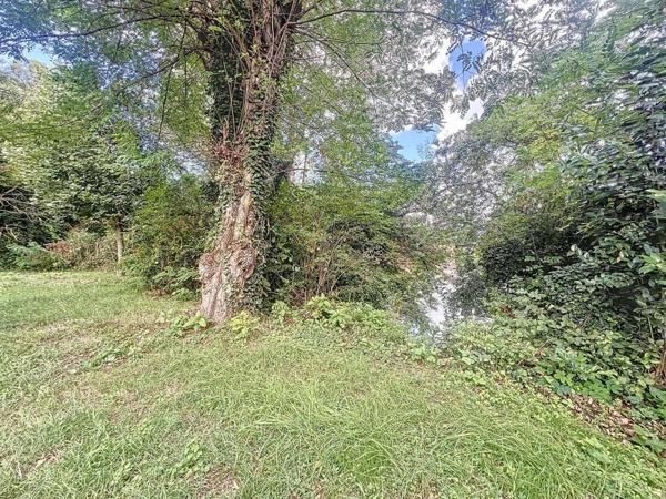 A VENDRE - PINSAGUEL - BORD DE GARONNE - SOUS SOL