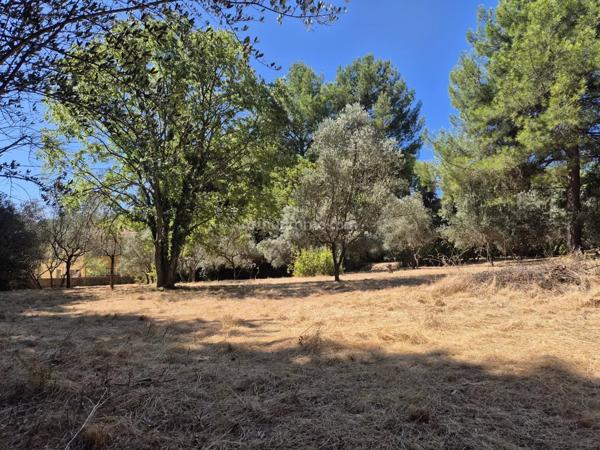 Vente Terrain 1333 m2 à Draguignan