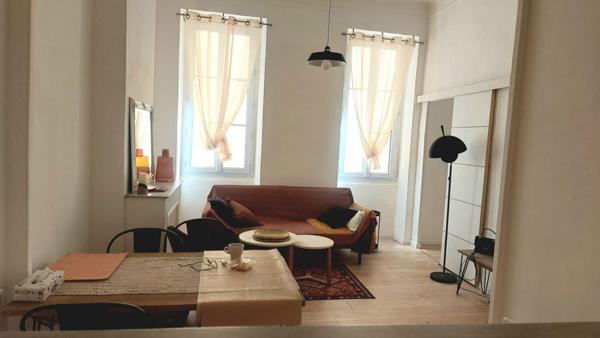 Marseille  T2  meublé 46 m2 Joliette