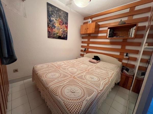 Appartement T2 dernier étage – Vue mer & port panoramique – Piscine, Tennis & Loggia