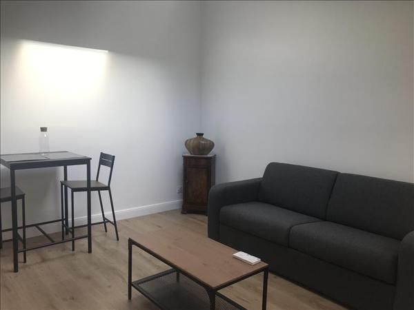 Appartement à louer |                                        LORMONT |                                        1 pièce  | 17 m²