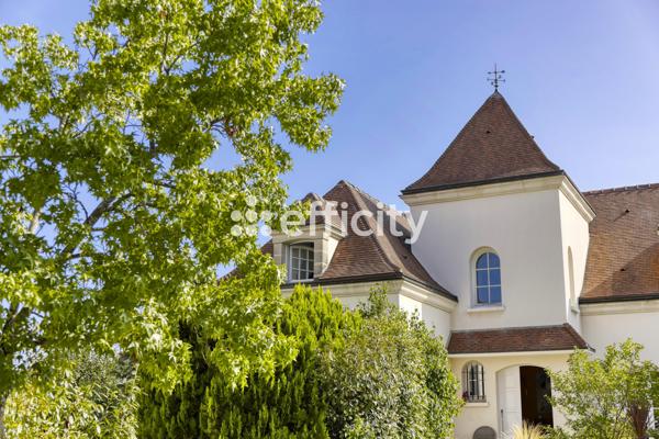 Maison 5 pièces - 259 m²