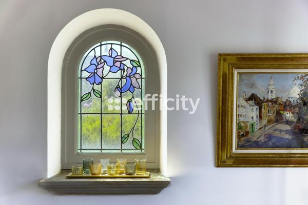 Maison 5 pièces - 259 m²