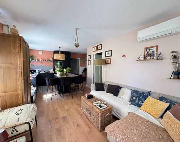 Charmant Appartement Saint Cyr Sur Mer 3 pièce(s) 57,78 m2