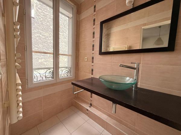 Appartement à Paris, 75016 - 2 pièces 43m²