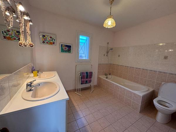 Maison à vendre à Figeac dans le Lot (46100), ref : MAIS155