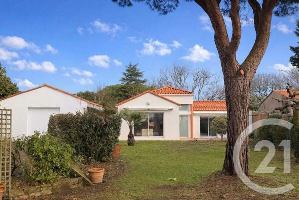 Maison à vendre  7 pièces - 173 m 2   LES MOUTIERS EN RETZ  - 44